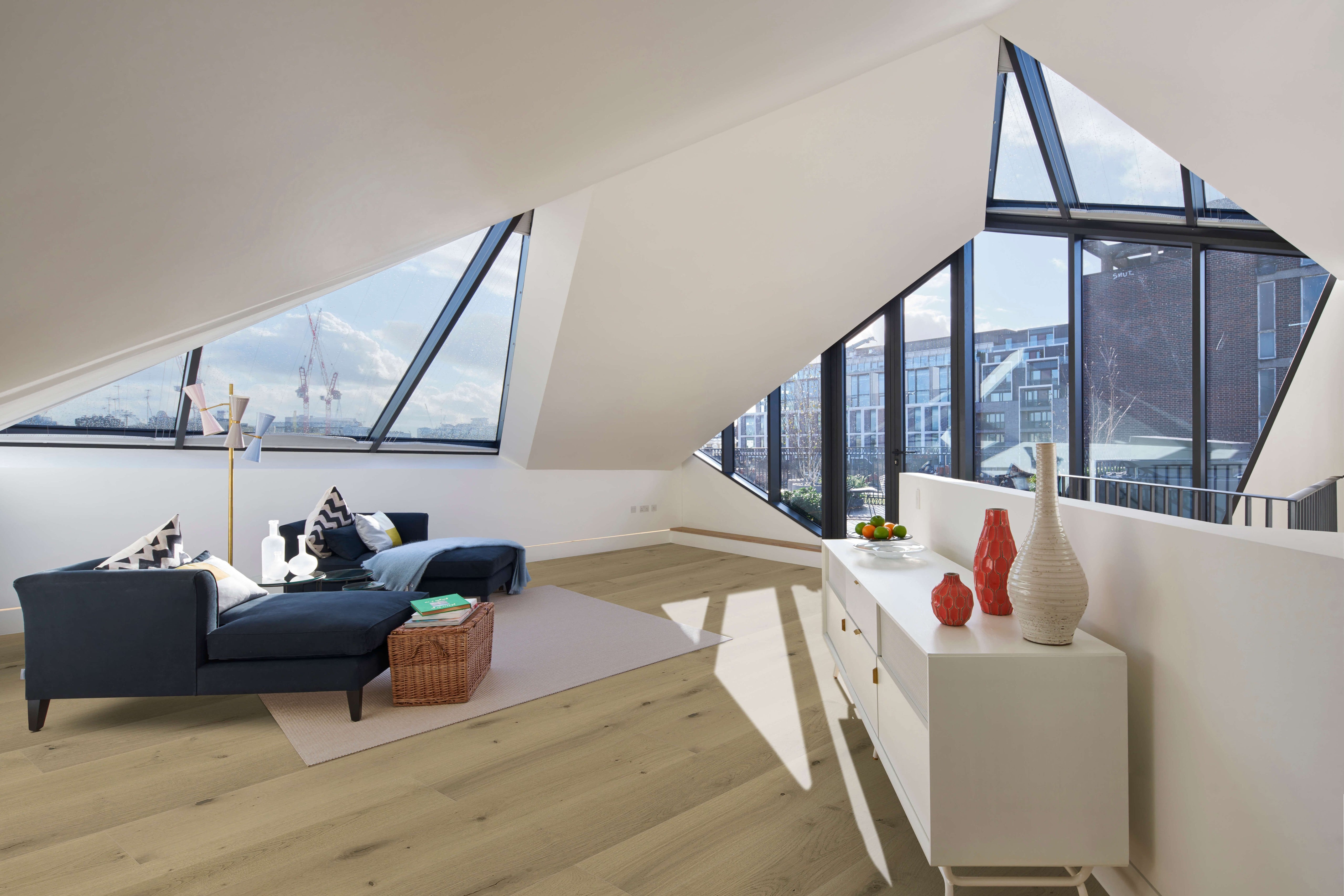 Monarch European Oak Engineered Flooring Champagne