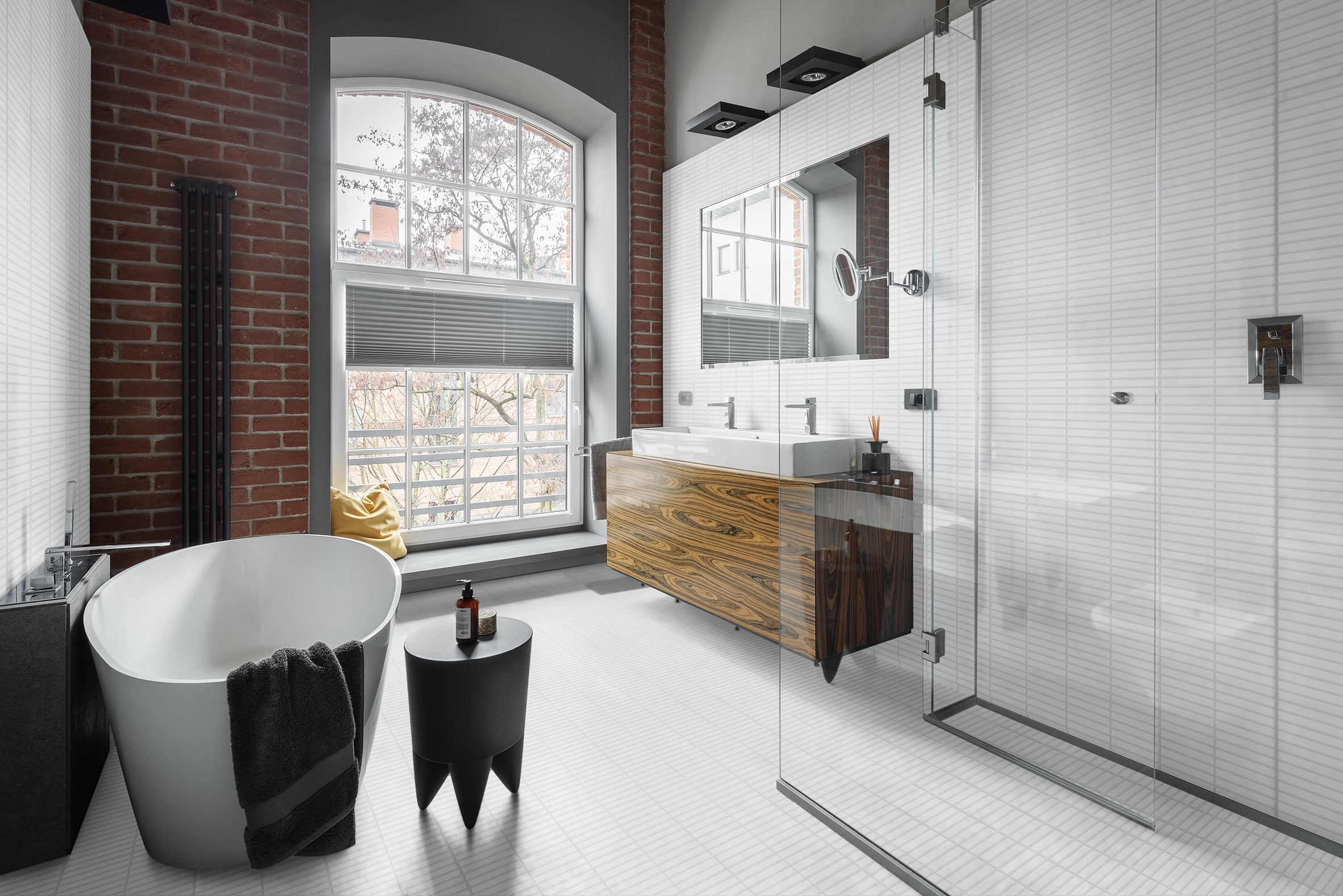 Kit Kat White Gloss Mosaic 22.5x146.5