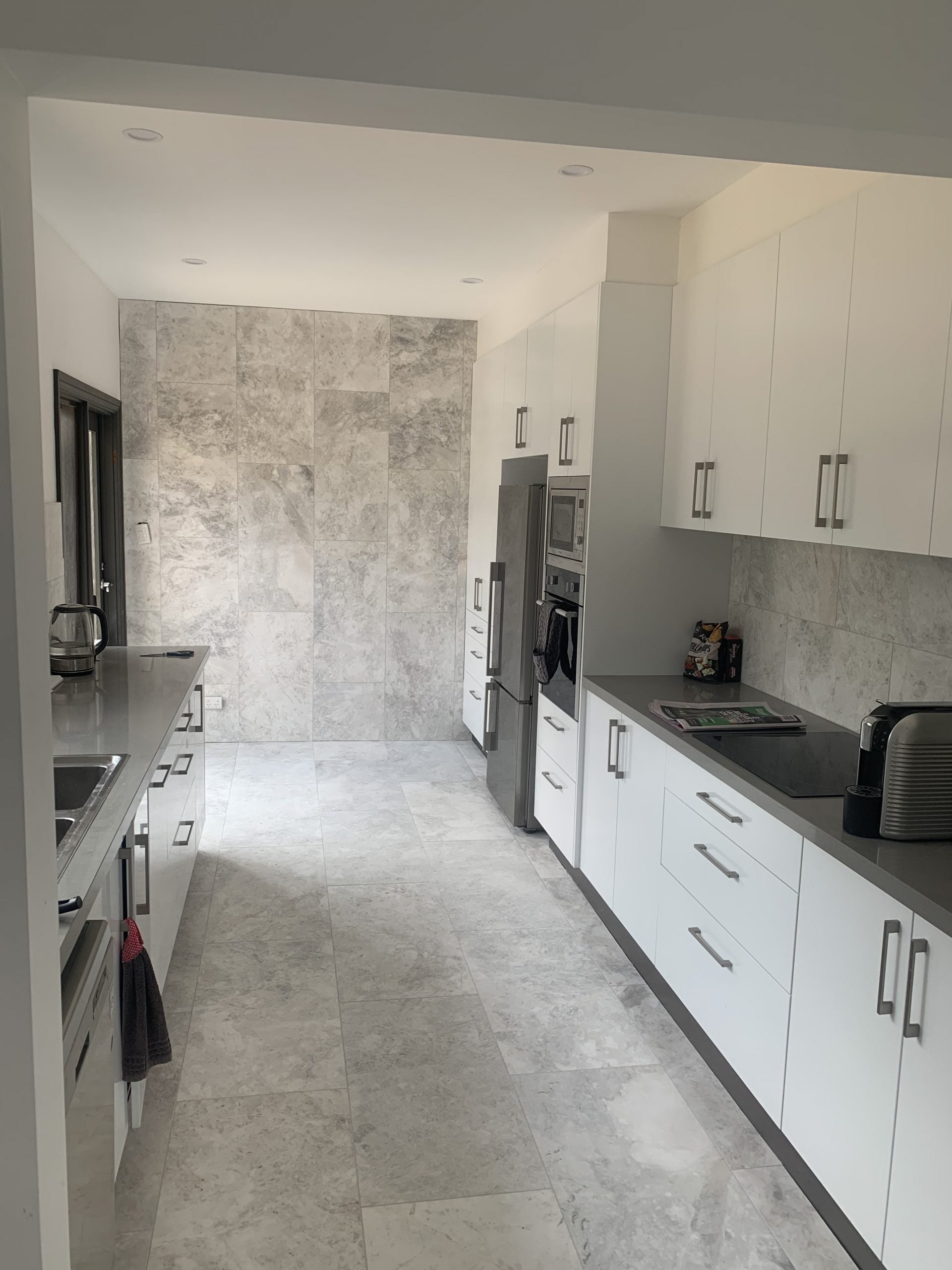 Frost White Honed Marble Tile 610X305X12