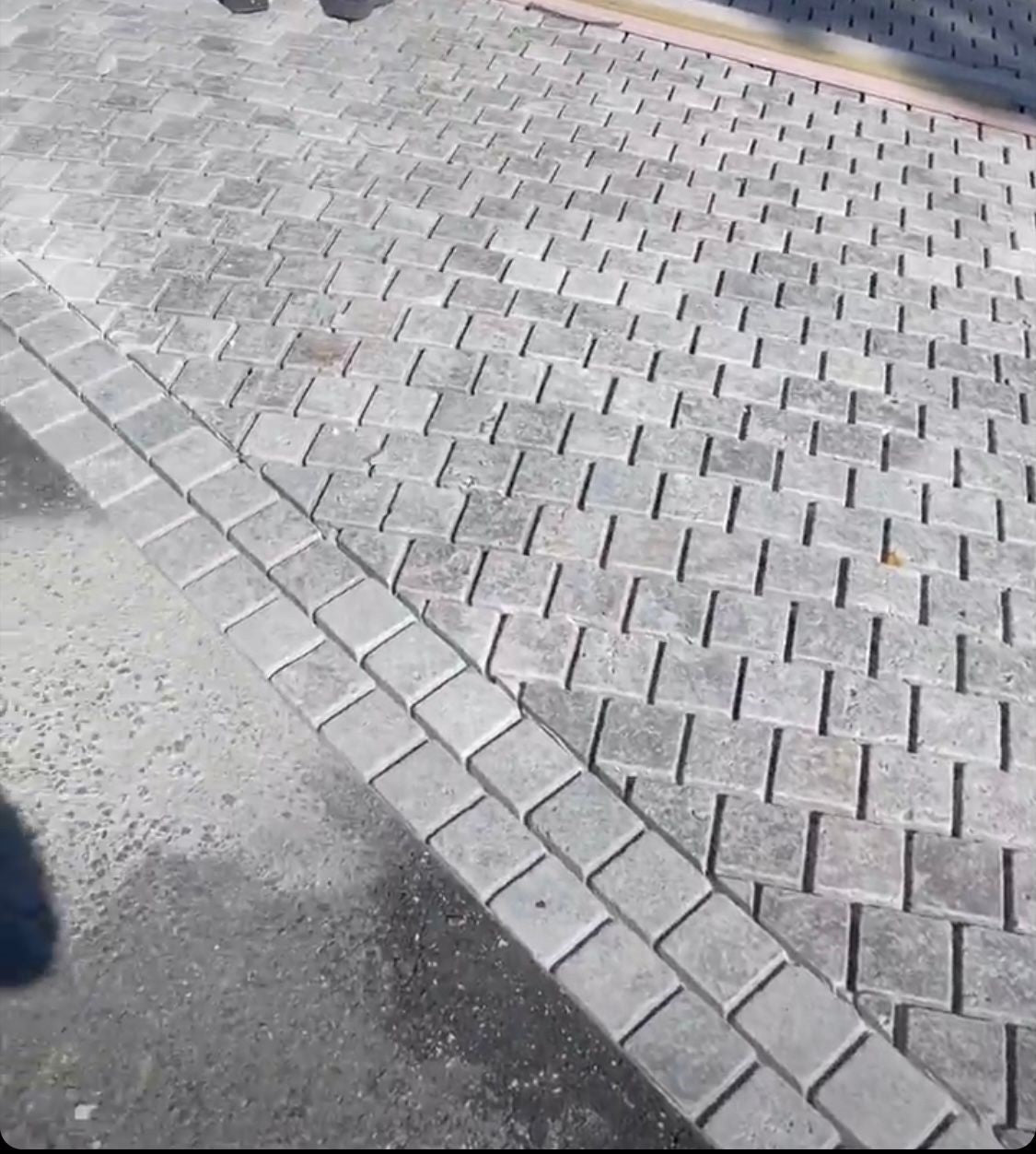 Silver Mist Tumbled Travertine Paver 203X100X30