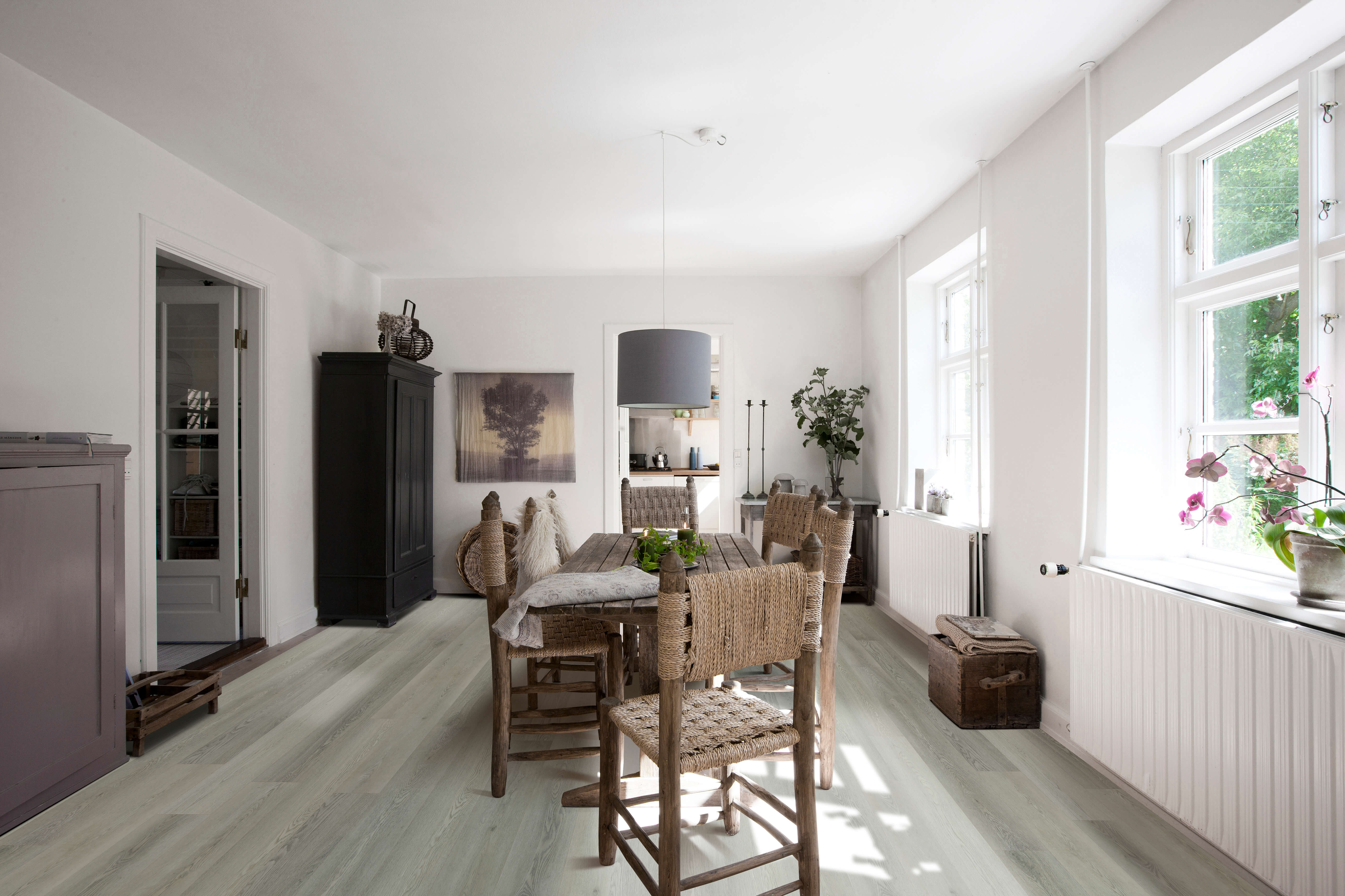 Illumination Hybrid Floor (Highland Beige Oak)