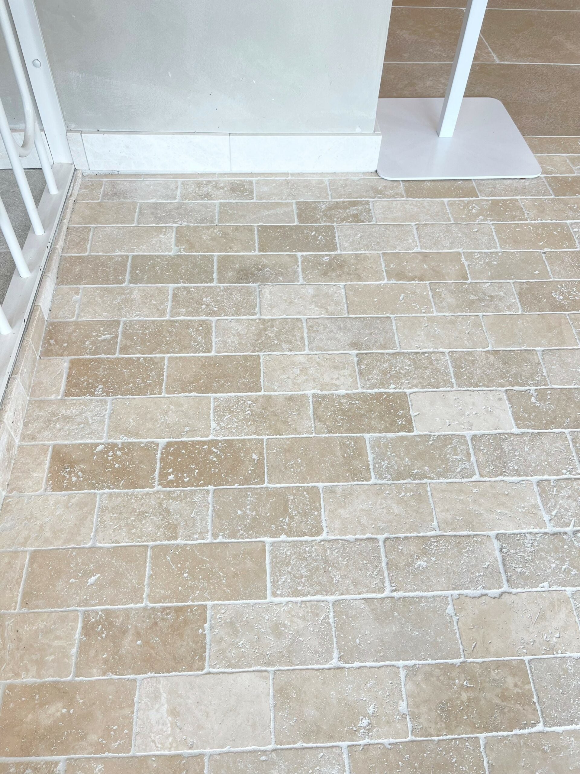 Karasay External Travertine Tumbled Paver 610x406x30