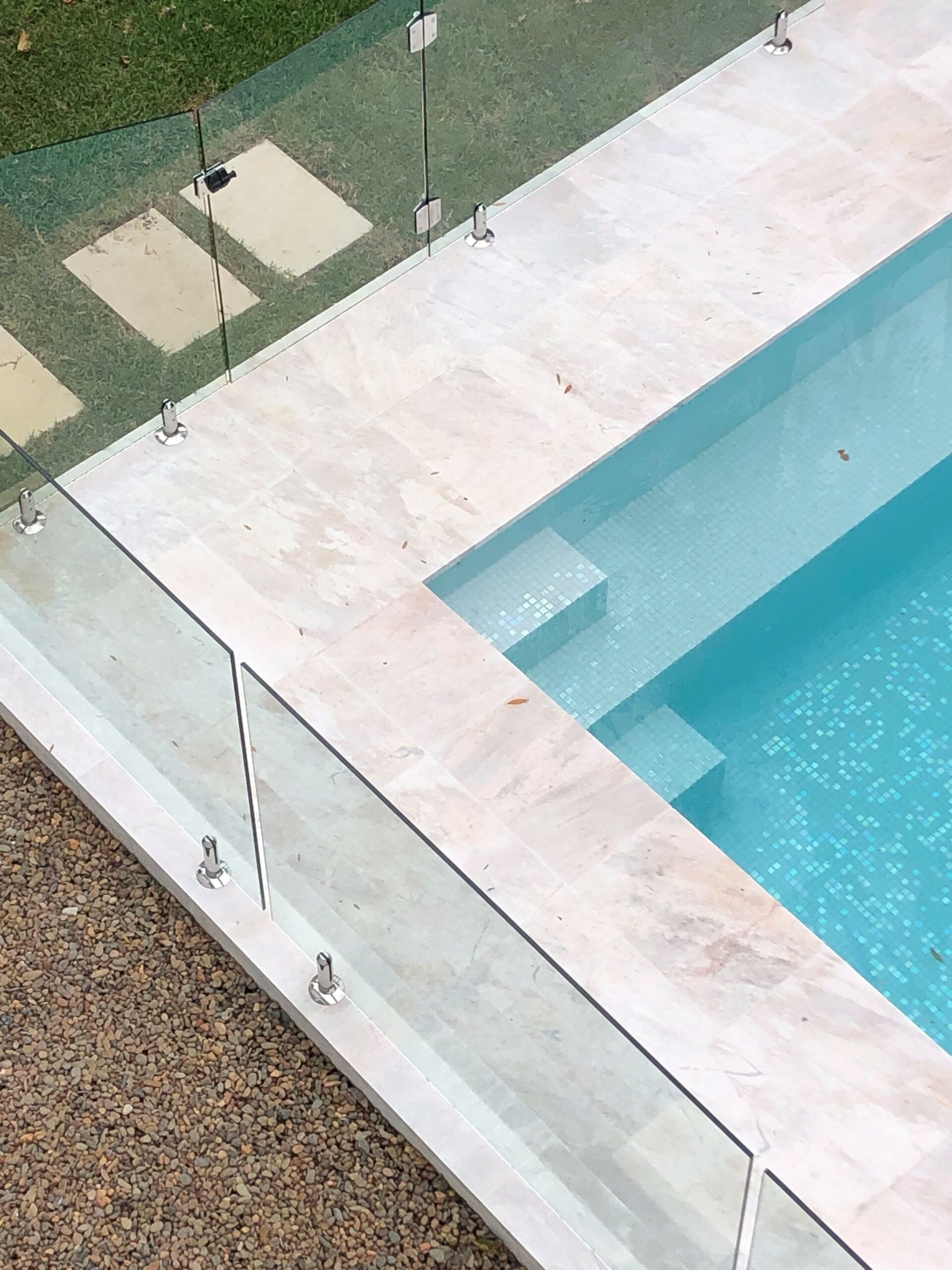 Tearzin External Marble Bullnose Pool Copings 610x406x30