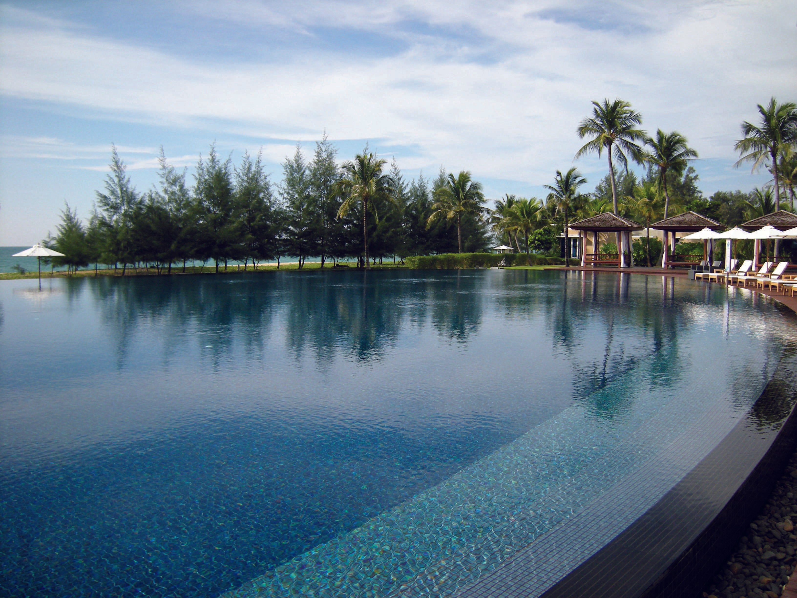 Maris Azure Blue 47x47 Mosaic